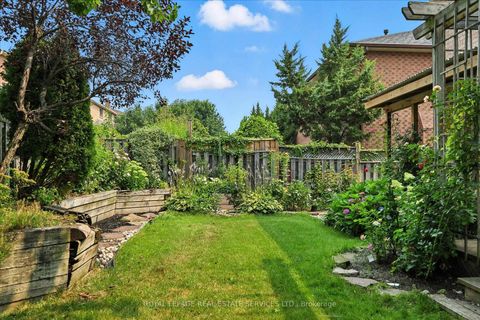 Photo 45 at 2921 Mulberry Drive, CV Clearview, Oakville