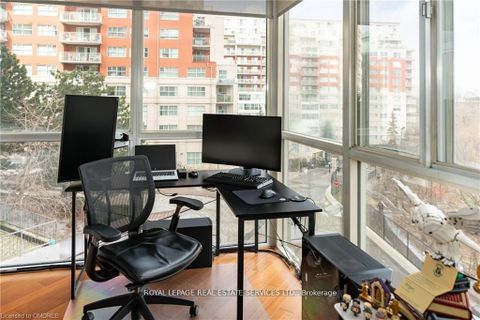 Photo 5 at 212 - 7 Concorde Place, Don Mills, Toronto