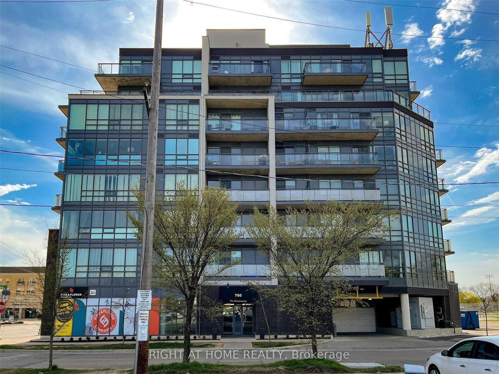 410 - 760 The Queensway, Queensway, Toronto 
