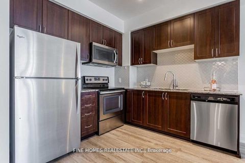 Photo 7 at 514 - 2800 Keele Street, CFB, Toronto Photo 7 at 514 - 2800 Keele Street, CFB, Toronto