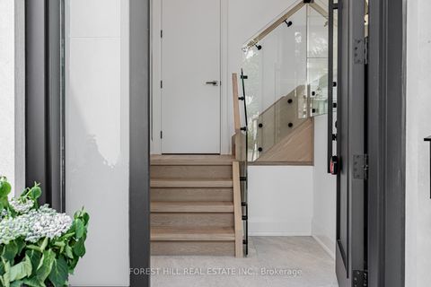 Photo 5 at 171 Elmwood Avenue, Willowdale East, Toronto