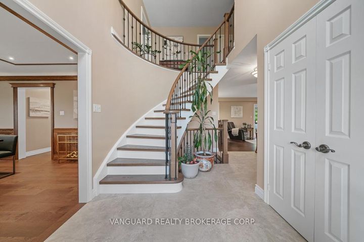 Photo 3 at 3856 County Rd 88 Road, Rural Bradford West Gwillimbury, Bradford West Gwillimbury