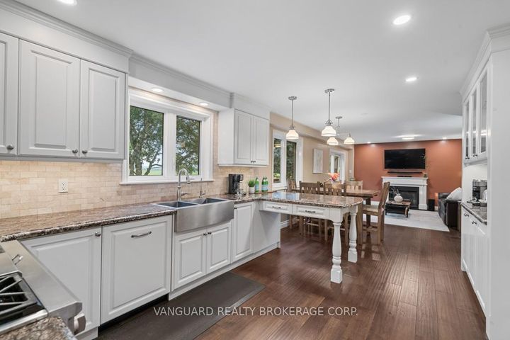 Photo 14 at 3856 County Rd 88 Road, Rural Bradford West Gwillimbury, Bradford West Gwillimbury