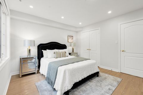 Photo 24 at 38 - 94B Ellerslie Avenue, Willowdale West, Toronto