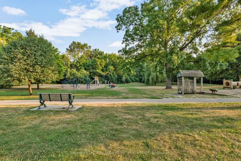 Photo 41 at 38 - 94B Ellerslie Avenue, Willowdale West, Toronto