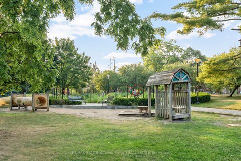 Photo 43 at 38 - 94B Ellerslie Avenue, Willowdale West, Toronto
