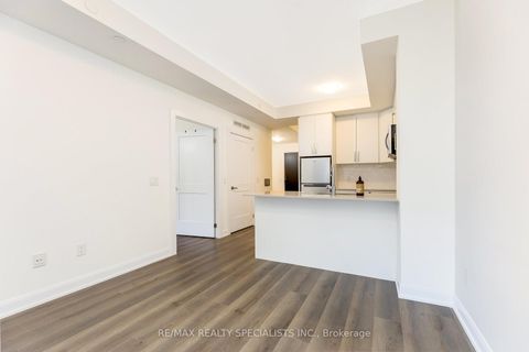 Photo 14 at 318 - 3220 William Coltson Avenue, JM Joshua Meadows, Oakville