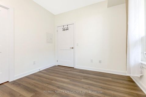 Photo 23 at 318 - 3220 William Coltson Avenue, JM Joshua Meadows, Oakville