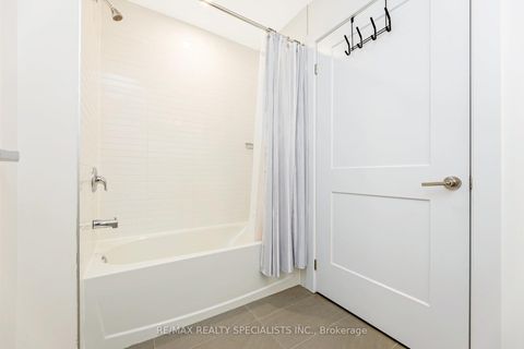 Photo 25 at 318 - 3220 William Coltson Avenue, JM Joshua Meadows, Oakville