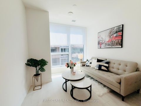 Photo 3 at 806 - 15 Mercer Street, Waterfront Communities C1, Toronto