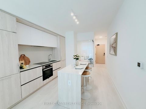 Photo 5 at 806 - 15 Mercer Street, Waterfront Communities C1, Toronto