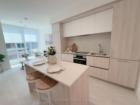 Photo 9 at 806 - 15 Mercer Street, Waterfront Communities C1, Toronto