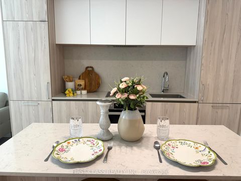 Photo 15 at 806 - 15 Mercer Street, Waterfront Communities C1, Toronto