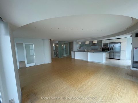 Photo 6 at 3508 - 77 Harbour Square, Waterfront Communities C1, Toronto