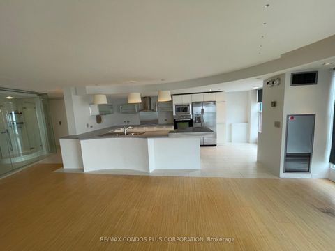 Photo 8 at 3508 - 77 Harbour Square, Waterfront Communities C1, Toronto