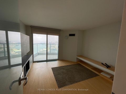 Photo 17 at 3508 - 77 Harbour Square, Waterfront Communities C1, Toronto