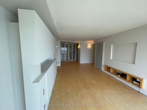 Photo 19 at 3508 - 77 Harbour Square, Waterfront Communities C1, Toronto