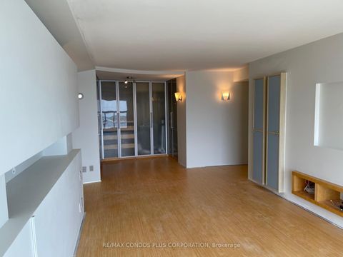 Photo 20 at 3508 - 77 Harbour Square, Waterfront Communities C1, Toronto