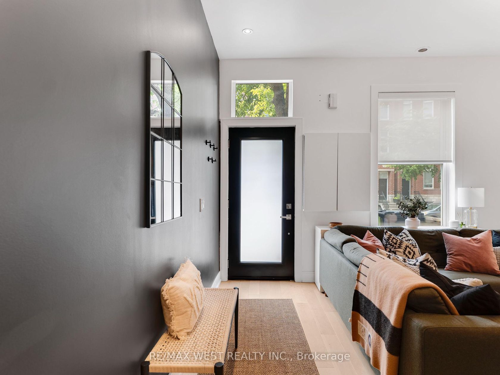 553 King Street E, Moss Park, Toronto 