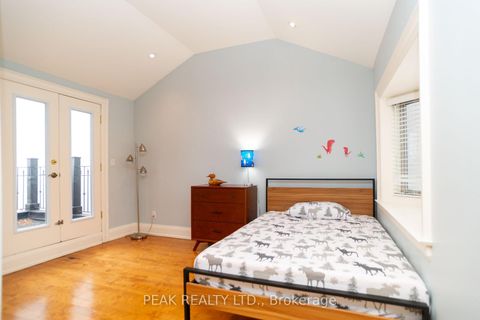 Photo 13 at 136 Humbercrest Boulevard, Bloor West Village, Toronto