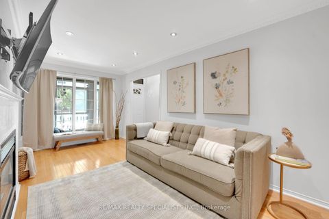 Photo 4 at 134 Rankin Crescent, Junction, Toronto