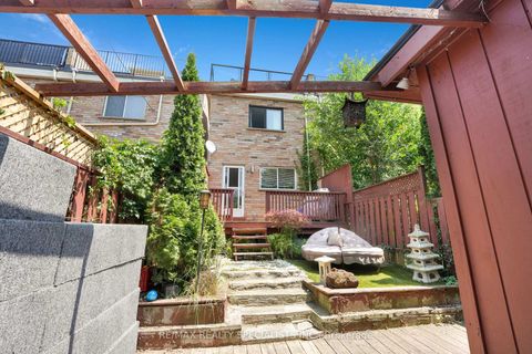 Photo 9 at 134 Rankin Crescent, Junction, Toronto