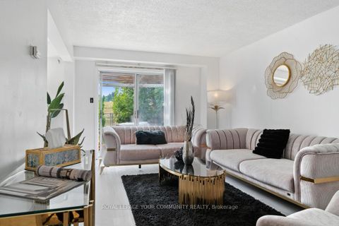 Photo 19 at 104 Garden Drive, Allandale Heights, Barrie