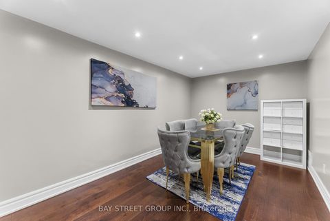 Photo 19 at 34 Lamp Crescent, West Woodbridge, Vaughan