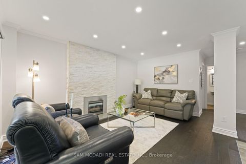 Photo 14 at 1139 Gable Drive, CV Clearview, Oakville