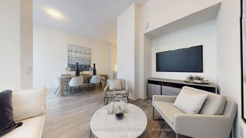 Photo 3 at Th 101 - 39 Annie Craig Drive, Mimico, Toronto