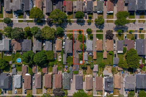 Photo 4 at 43 Trueman Avenue, City Centre West, Toronto