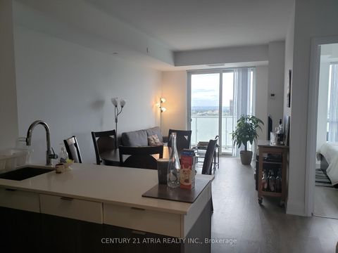 Photo 3 at 2915 - 101 Erskine Avenue, Mount Pleasant West, Toronto