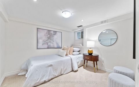 Photo 33 at 45 Hillsdale Avenue W, Eglinton, Toronto