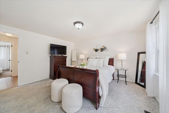 Photo 15 at 600 Galahad Drive, Eastdale, Oshawa