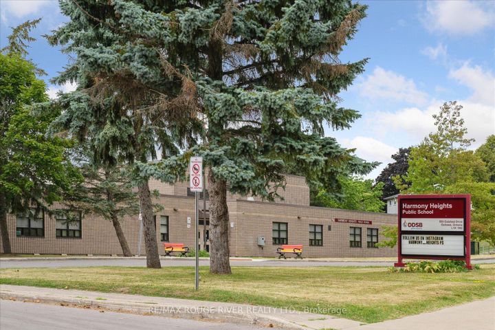 Photo 28 at 600 Galahad Drive, Eastdale, Oshawa