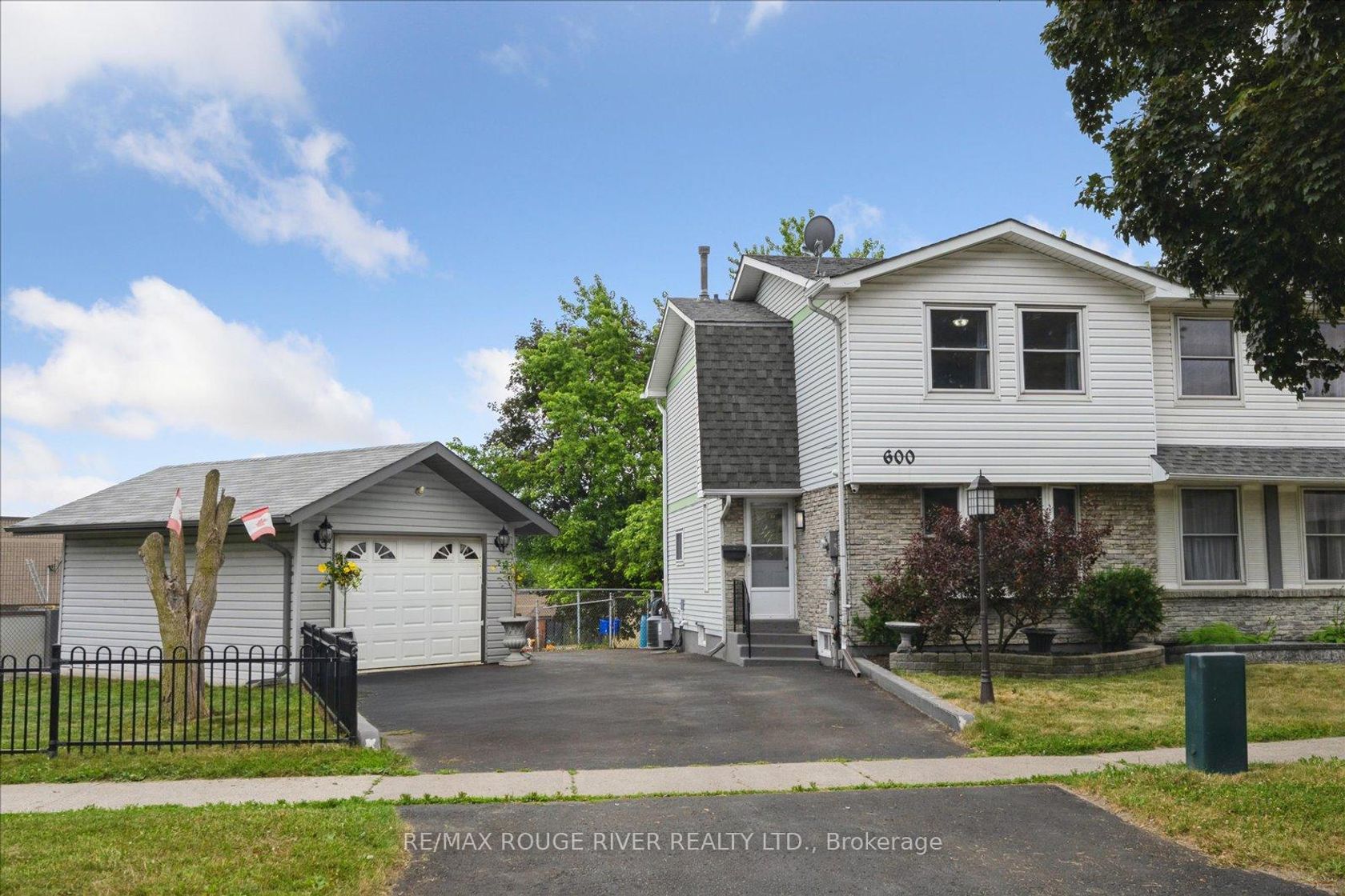 600 Galahad Drive, Eastdale, Oshawa 2