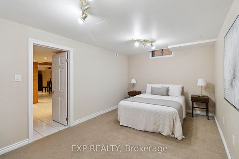 Photo 37 at 2239 Shipwright Road, GA Glen Abbey, Oakville