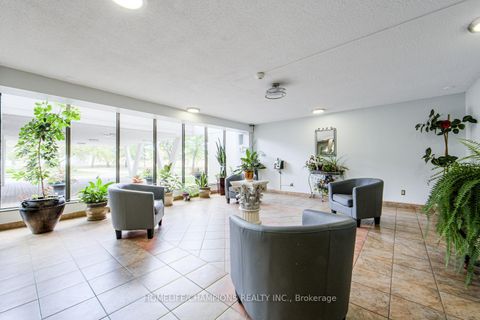 Photo 4 at 804 - 301 Prudential Drive S, Dorset Park, Toronto