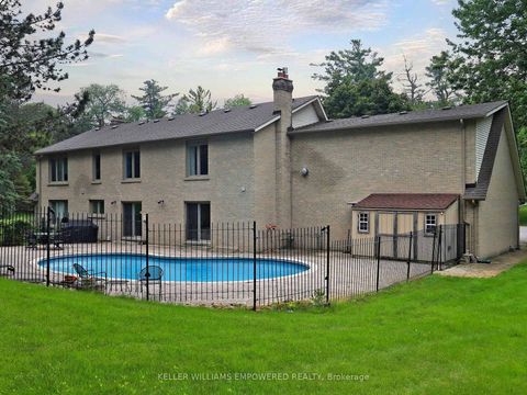 Photo 34 at 544 Woodland Acres Crescent, Rural Vaughan, Vaughan