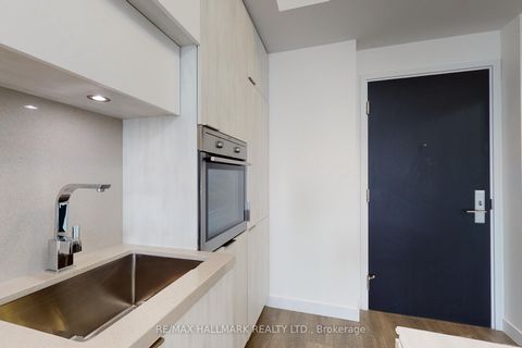 Photo 3 at 4203 - 8 Eglinton Avenue E, Mount Pleasant West, Toronto