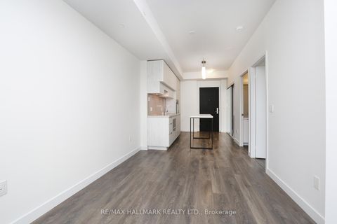 Photo 19 at 4203 - 8 Eglinton Avenue E, Mount Pleasant West, Toronto
