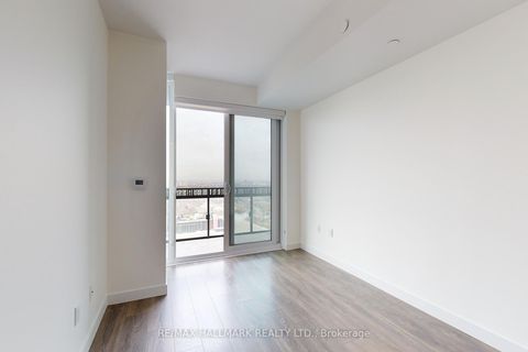 Photo 24 at 4203 - 8 Eglinton Avenue E, Mount Pleasant West, Toronto