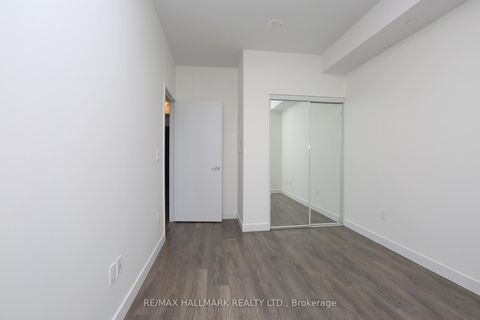 Photo 30 at 4203 - 8 Eglinton Avenue E, Mount Pleasant West, Toronto