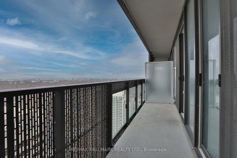 Photo 31 at 4203 - 8 Eglinton Avenue E, Mount Pleasant West, Toronto