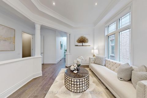 Photo 5 at 18 Condor Way, Kleinburg, Vaughan