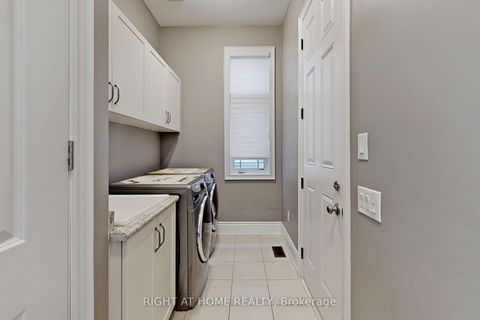 Photo 22 at 18 Condor Way, Kleinburg, Vaughan