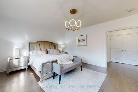Photo 27 at 18 Condor Way, Kleinburg, Vaughan