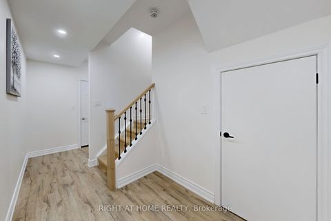 Photo 34 at 18 Condor Way, Kleinburg, Vaughan
