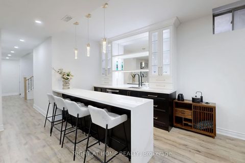Photo 42 at 18 Condor Way, Kleinburg, Vaughan