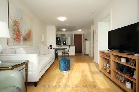 Photo 3 at 1507 - 16 Harrison Garden Boulevard, Willowdale East, Toronto